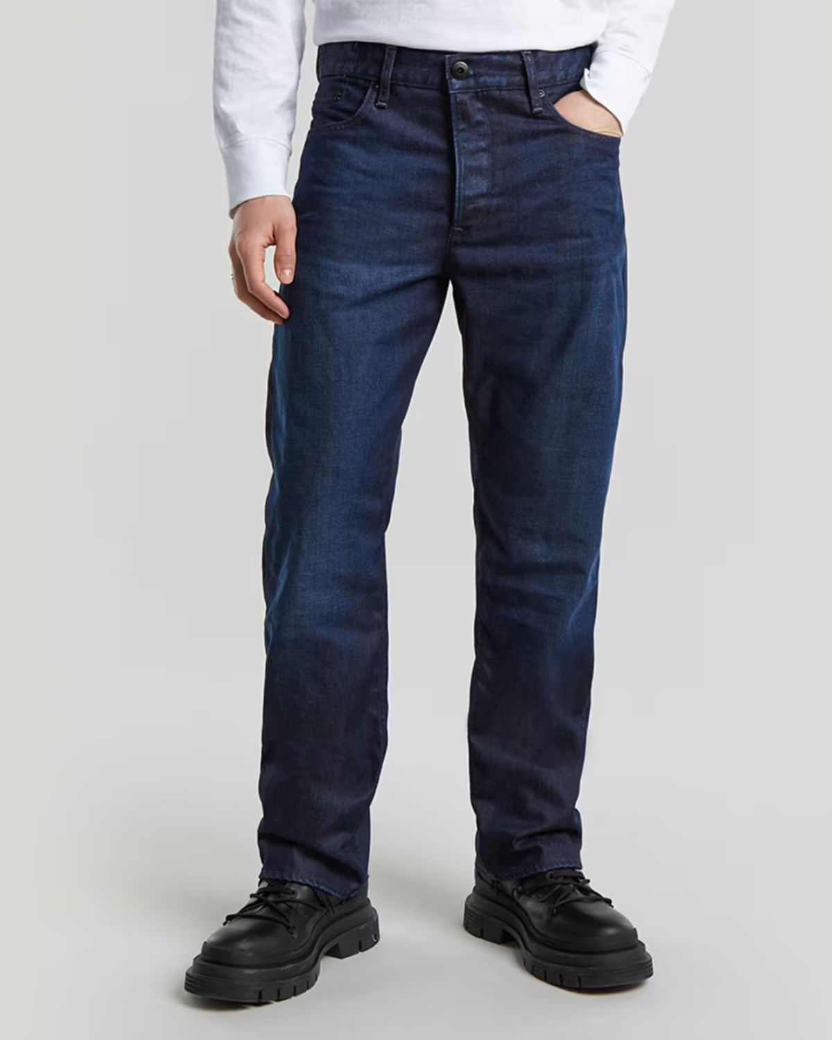 DAKOTA REGULAR STRAIGHT JEANS