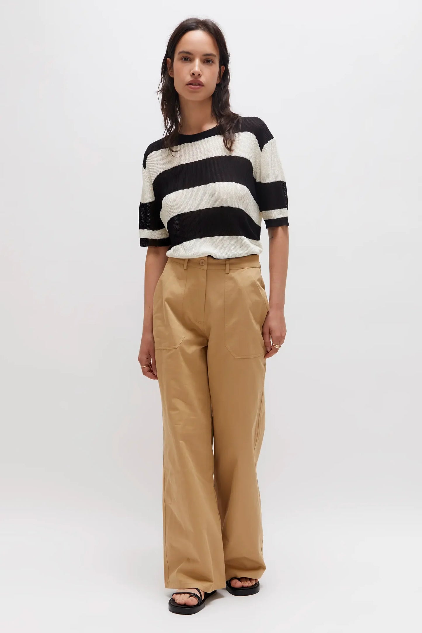 STRAIGHT PANTS WITH CAMEL PATCH POCKETS