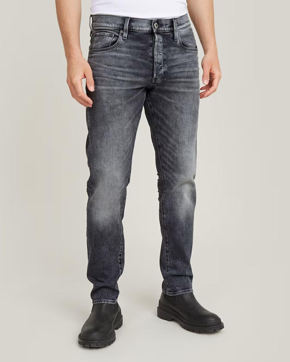 3301  REGULAR TAPERED JEANS