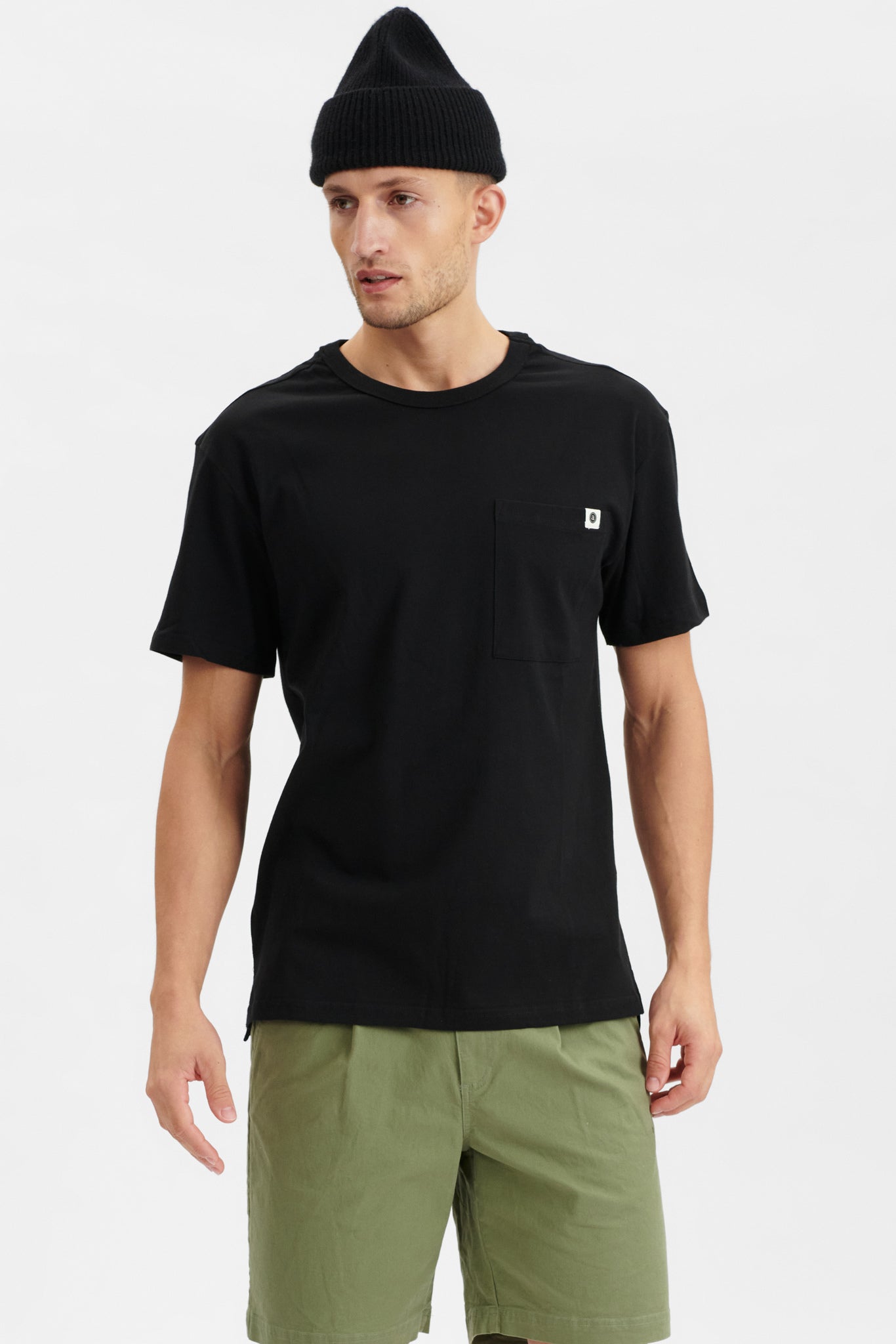 AKRUNE NOOS POCKET TEE