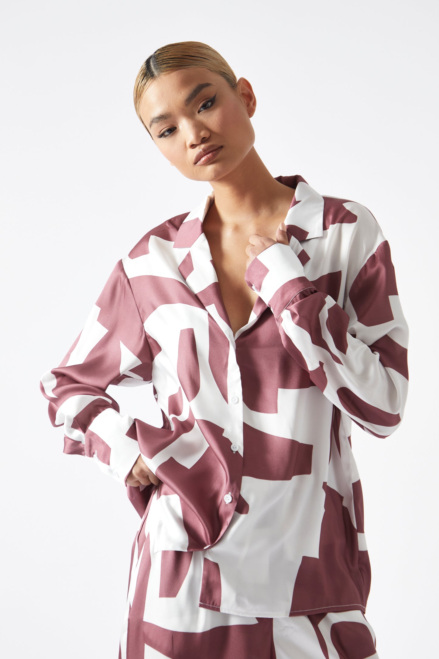 PRINTED OVERSIZED SHIRT