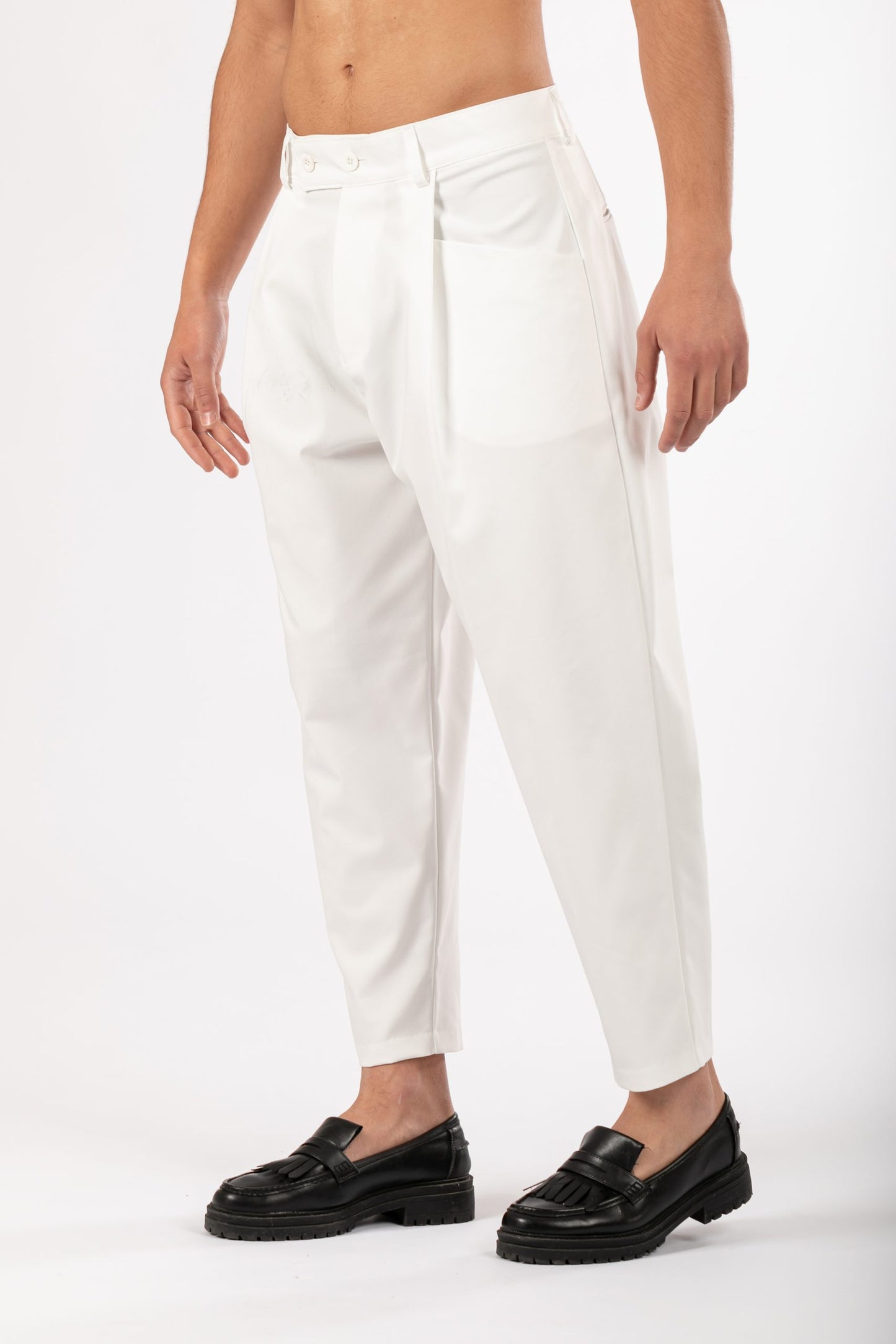 SQUARE POCKET CHINOS PANTS | NOT A COMMON