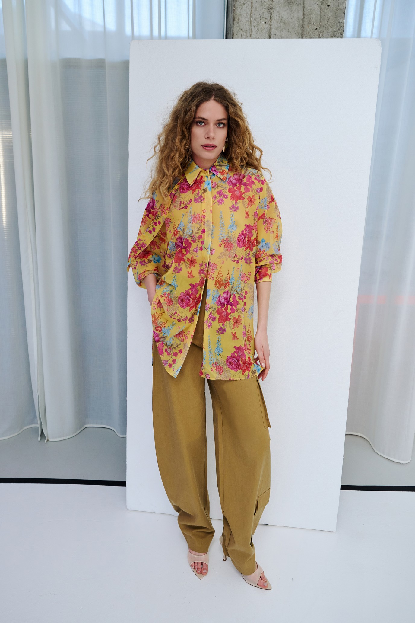 IRAIDA86951_2 Iraida- Sunspell oversized shirt - Image 1