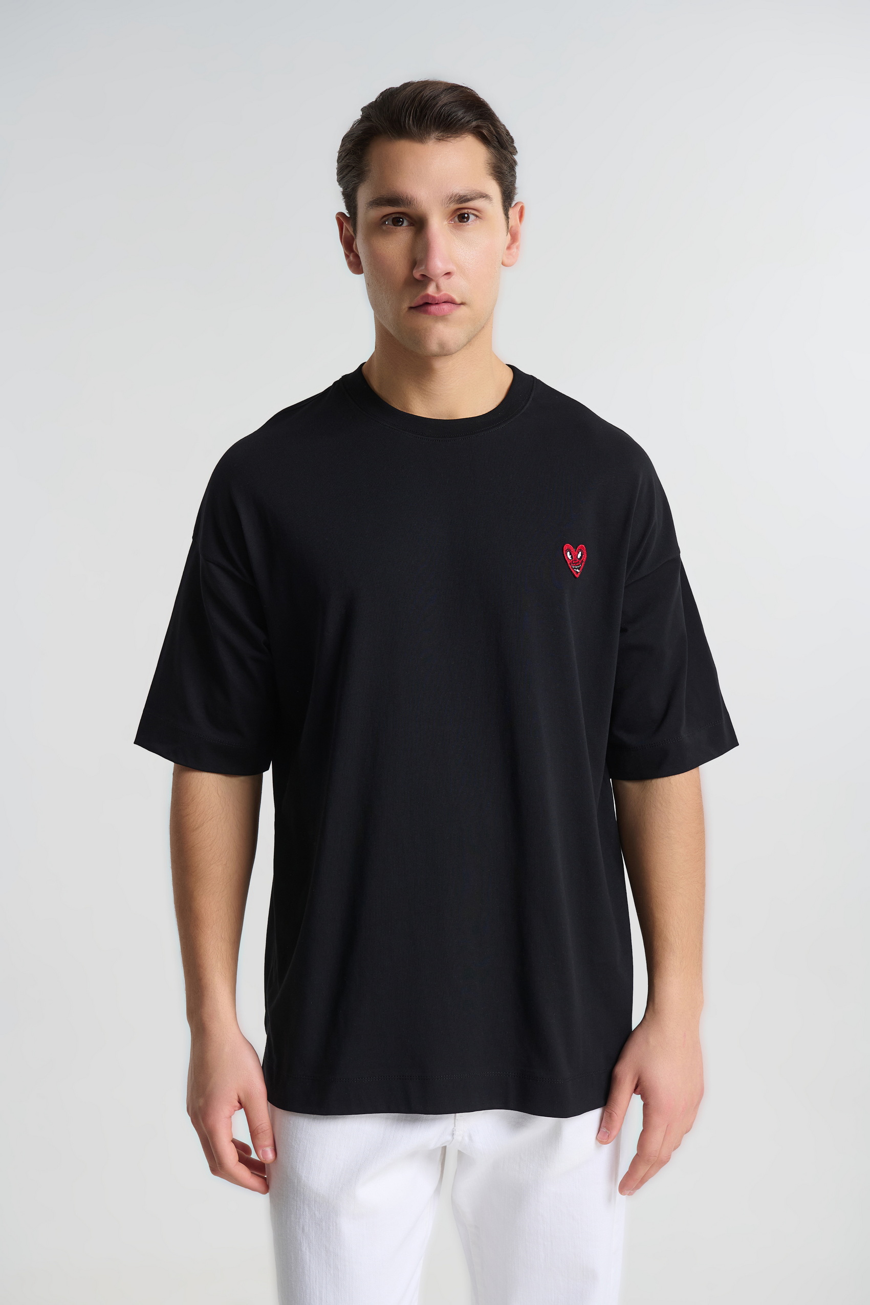 P-2257_003_01 T-shirt με Κεντημένη Καρδιά-P/COC - Image 1